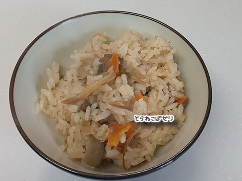 ツナと生姜☘️根菜の炊き込みご飯